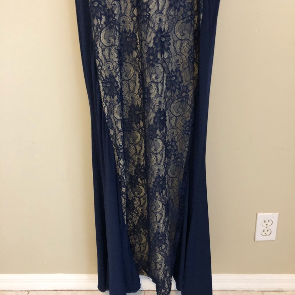 Long dress - Picture 5 of 8